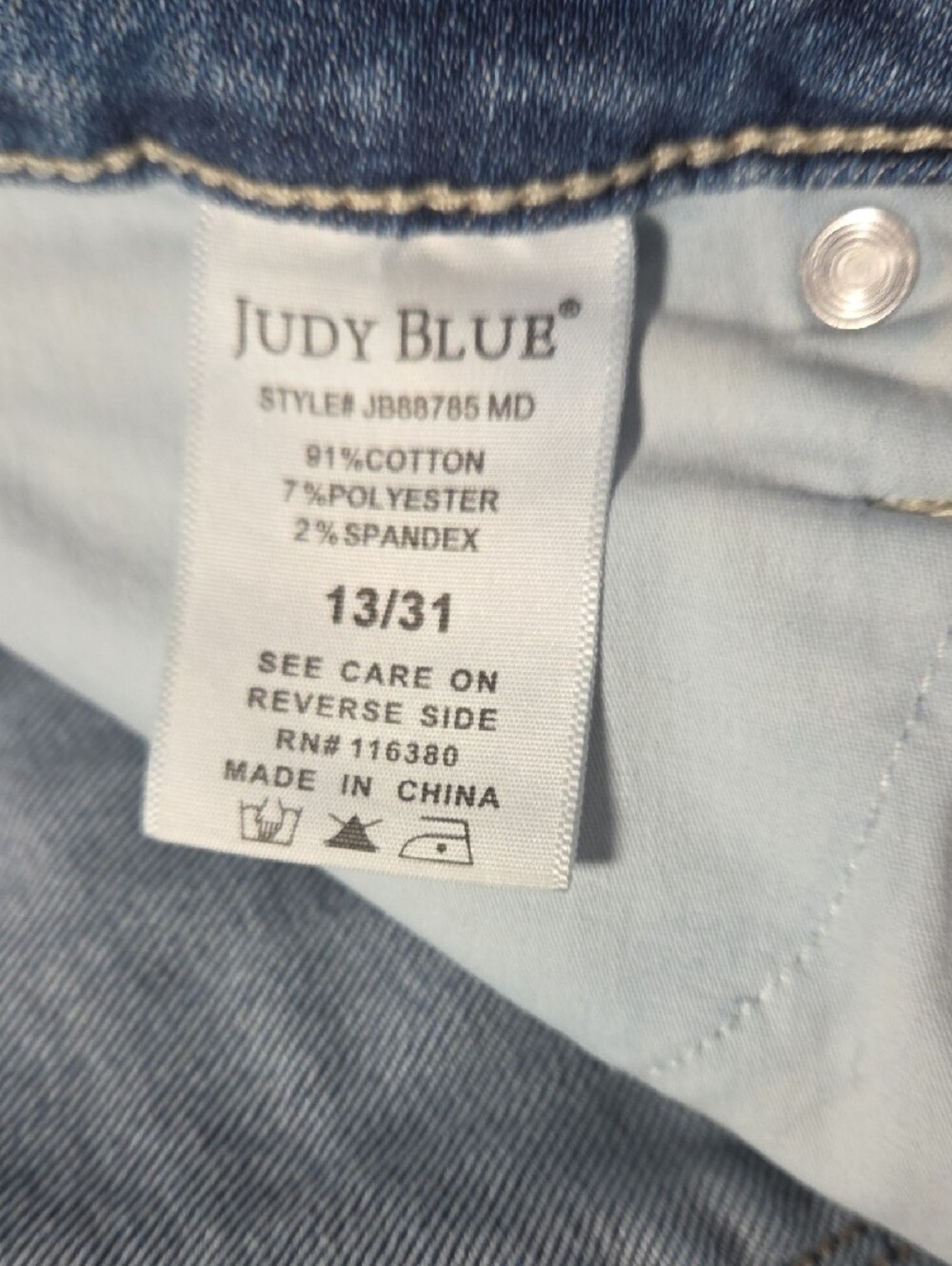 Judy Blue Medium Light Blue Distressed Straight Jeans - Picture 6 of 9